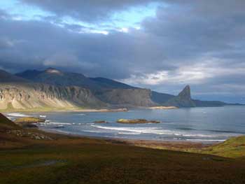 Photo de Terres Australes et Antarctiques Franaises - 984 - Martin-de-Vivis - Source: banques d'images